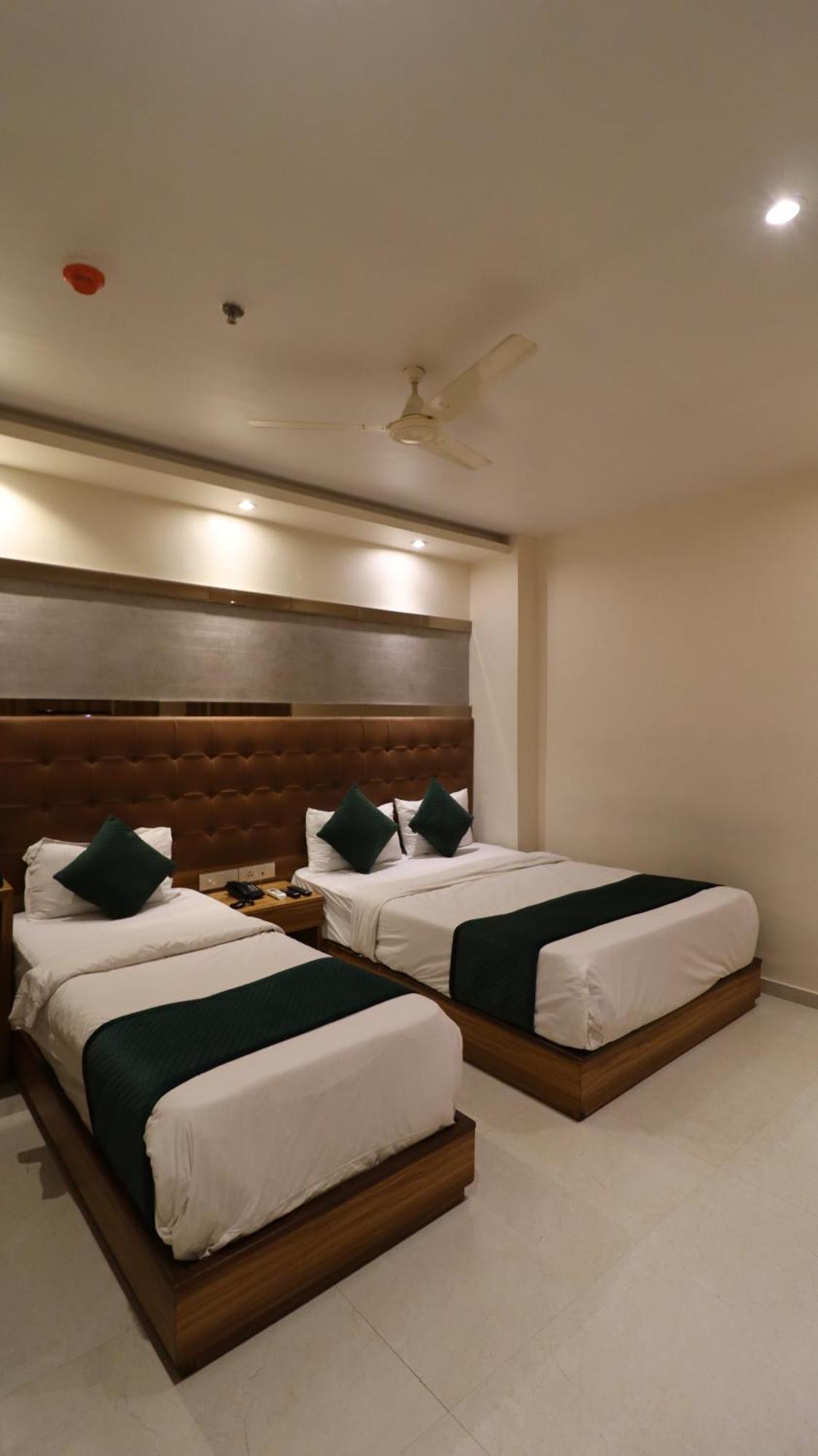 Hotel Bkc Garden - Near Us Embassy Bkc Mumbai Kültér fotó